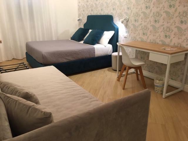 Bed and Breakfast Affreschi A San Pietro Рим Екстер'єр фото
